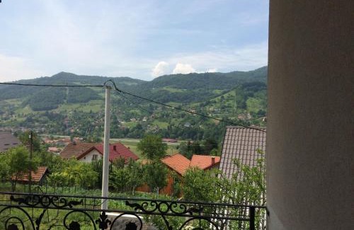 Sarajevo Villa | Elegant Villa with Hot Tub & Breakfast - Rated 9/10