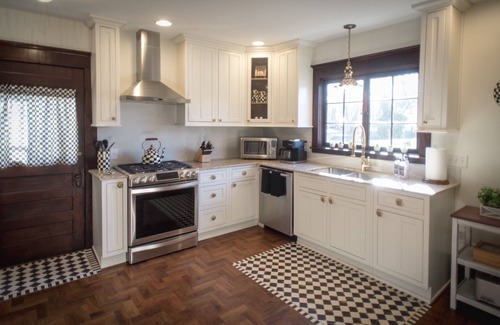 Geneva House | Elegant Main Street Home in the Heart of Finger Lakes