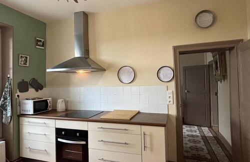 Jaligny-sur-Besbre Cottage | Charming Mansion with Spa, Park, and Activities