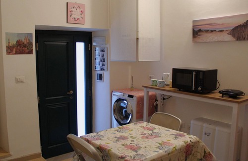 Tuscania Apartment | Discover Mara's Casina: Family-Friendly Stay with Free WiFi