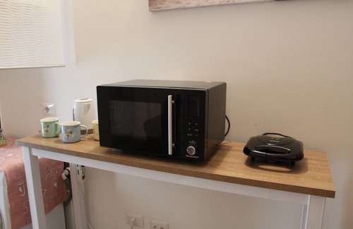 Tuscania Apartment | Discover Mara's Casina: Family-Friendly Stay with Free WiFi