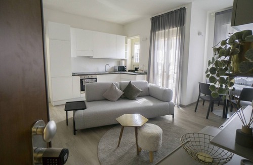 Asti Apartment | Modern Three-Bedroom Apartment in Asti's City Center