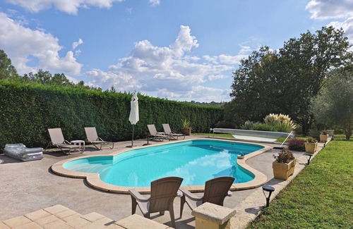 Fumel Villa | Charming modernised house with swimmingpool and view