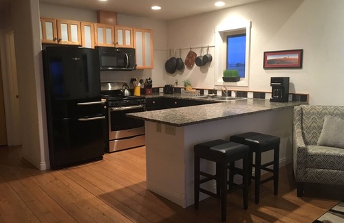 Victor House | Idyllic Mountain Retreat with Kitchen and Pet-Friendly Options