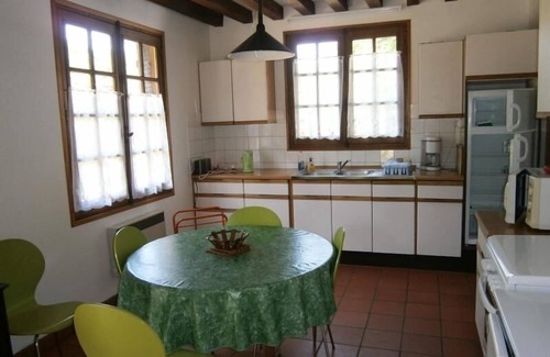 Authon-du-Perche Cottage | Pet-Friendly Gite Authon-du-Perche with Spa & Breakfast