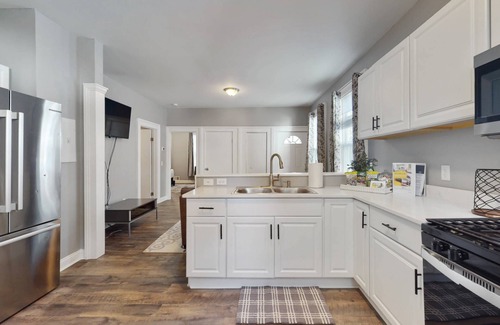 New Haven Apartment | Exceptional New Haven Retreat Near Yale & Local Hotspots