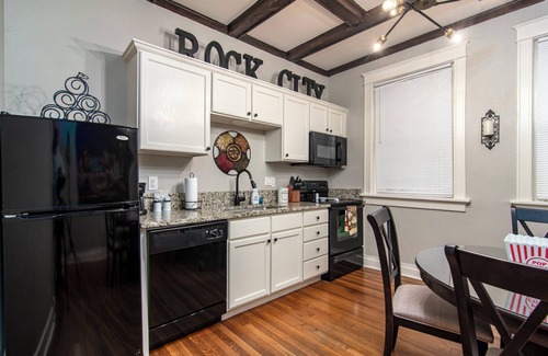 Downtown Little Rock Apartment | Stylish Downtown Apartment Near Attractions in Little Rock