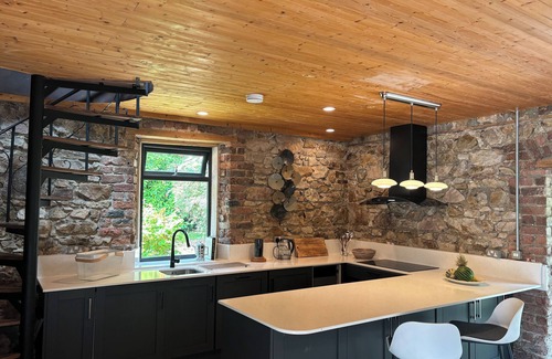 Enniskerry Other | Charming Newly Renovated Barnhouse in the heart of Enniskerry
