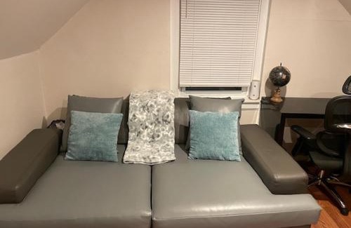 Elmont Apartment | Charming NYC apt near UBS and Belmont Park Village