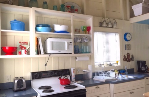 South Thomaston Cottage | Oceanfront 2-Bedroom Cottage with Pool & Spectacular Views
