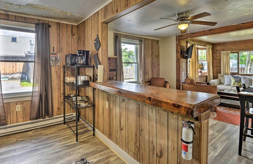 Old Forge House | Charming Old Forge Home - Walk to Town & River!