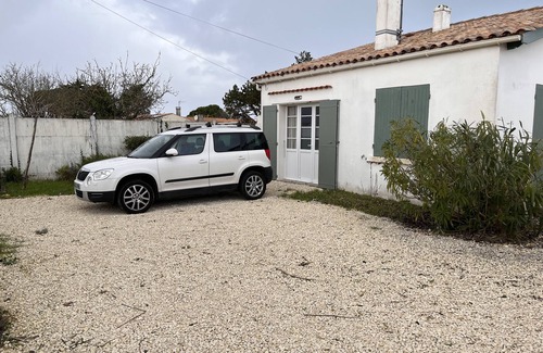 La Bree-les-Bains Villa | Elegant Oléronaise Home Steps from Beach & Market