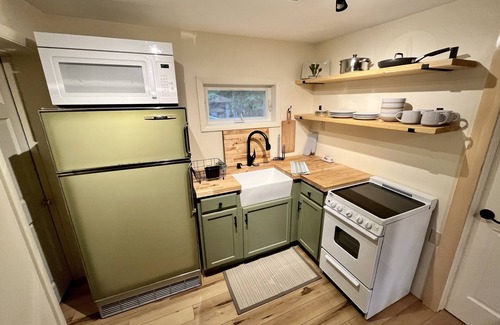 Old Forge Apartment | Inviting One Bedroom Retreat on Main St - 9.4/10 Rated