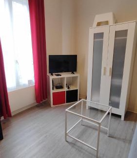Louis Bertrand-Mirabeau-Semard Apartment | Charming Parisian Studio: Family-Friendly Getaway