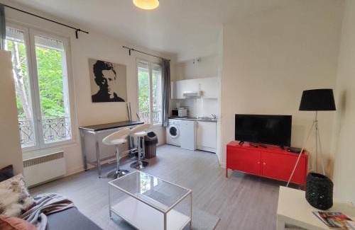 Louis Bertrand-Mirabeau-Semard Apartment | Charming Parisian Studio: Family-Friendly Getaway