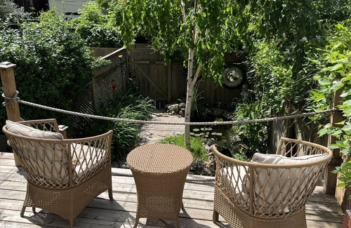 Cabbagetown House | Peaceful Parkside Retreat in Historic Cabbagetown