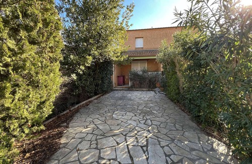 Serignan Apartment | Pet-Friendly 2-Bedroom Apartment in Valras-Plage