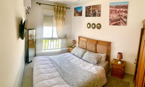 Hjar Ennhal Apartment | Tranquil Retreat: Oceanfront House Near Forest & Sea