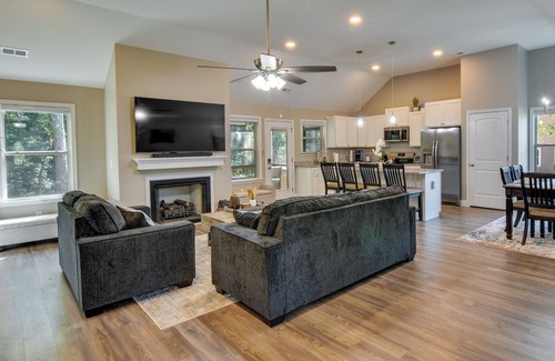 Pendleton House | Discover Pendleton Retreat: Steps from Clemson University