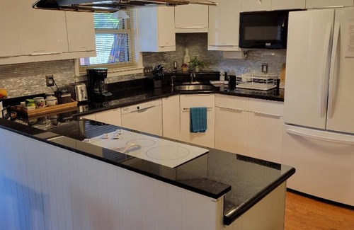 Northeast Pensacola House | Guest Rated 10/10 Pensacola Rental for Families