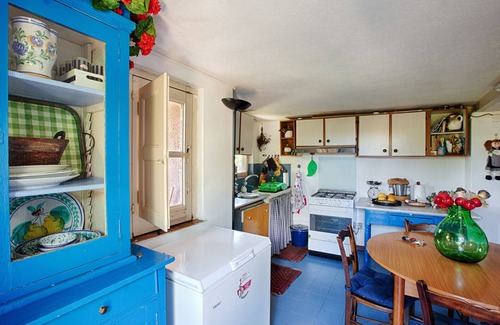 Aci Bonaccorsi Cottage | Elegant Oceanfront Retreat with Private Pool & Spa