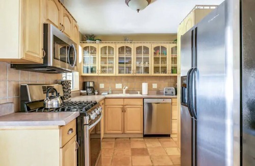 Cavalier Vista House | Pet-Friendly Retreat in the Heart of Old Town Scottsdale