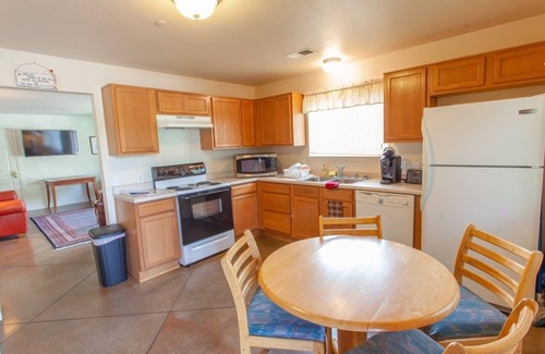 Sparks Apartment | Pet-Friendly Downtown Sparks Apartment - Rated 9.8/10