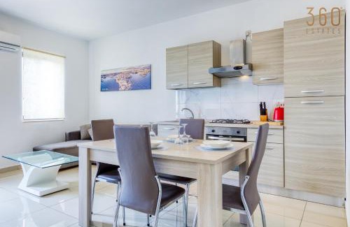 Pieta Apartment | Stylish Pietà 2BR Apartment with Private Balcony Retreat