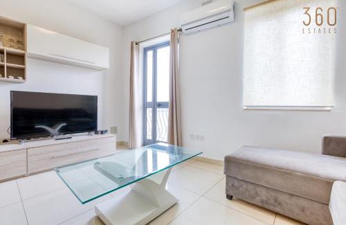 Pieta Apartment | Stylish Pietà 2BR Apartment with Private Balcony Retreat
