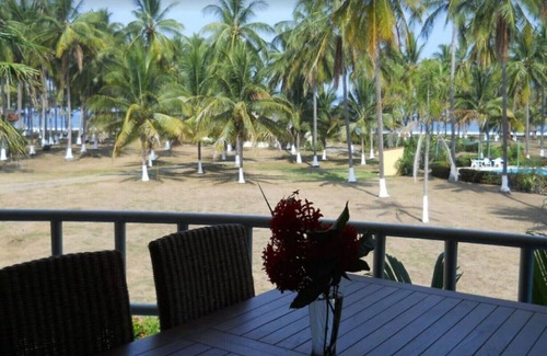 Platanitos Villa | Top-Rated Playa Las Tortugas Villa with Oceanfront Amenities