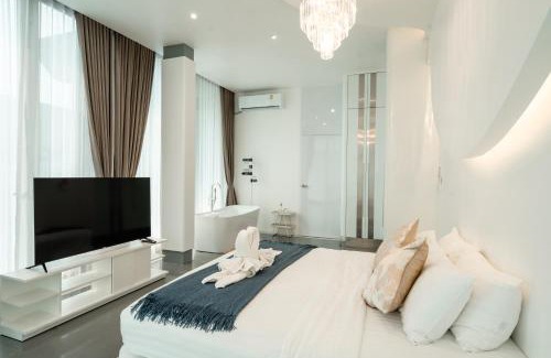 Chang Phueak Villa | Elegant Pool Villa with Unforgettable Views & Pet Friendly