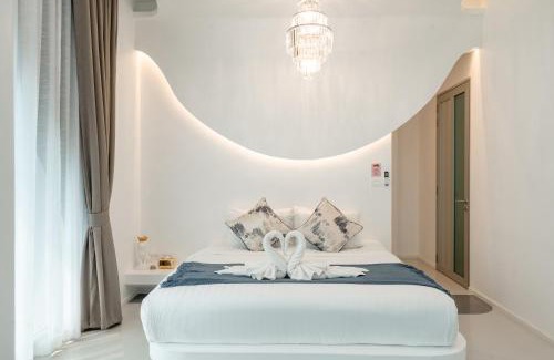 Chang Phueak Villa | Elegant Pool Villa with Unforgettable Views & Pet Friendly