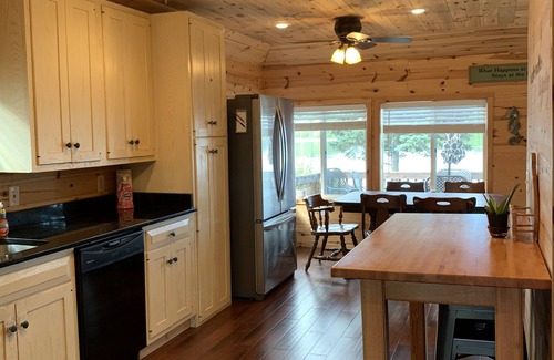 Gladwin Cottage | Waterside Pratt Lake 2BR Cottage - Guest Rated 9.8/10