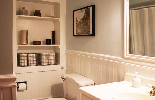 Beacon House | Tranquil 2 BR Beacon Bungalow with Family-Friendly Amenities
