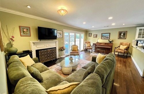 Monterey Park House | Private & Centrally Located 3B/2.5B Home with Pool & Spa