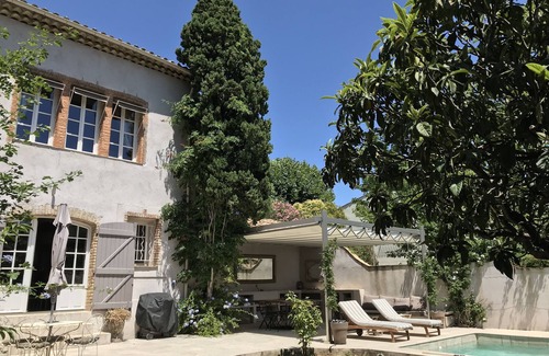 Preconil House | Charming Village Retreat with Private Garden and Pool