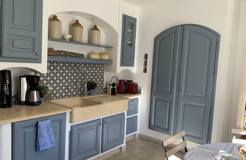 Monteux House | Idyllic Provence Retreat with Pool and Scenic Views