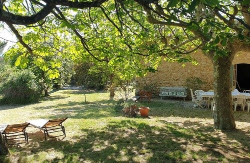 Lioux House | Relaxing Provencal Farmhouse with Pool and Nature Retreat