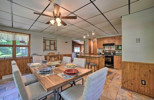 Westford House | Idyllic Pymatuning Lake House with Spa & Pet-Friendly Perks