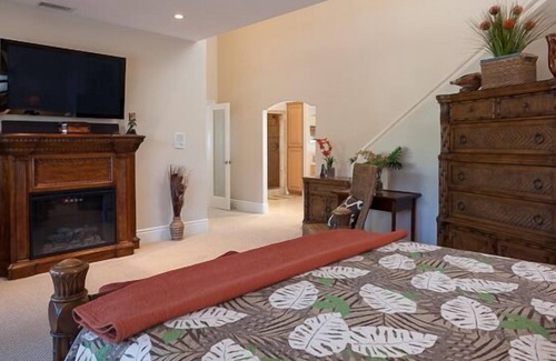 Lake Forest House | Charming, quiet, elegant, luxury lake front, Newport Beach, Laguna Beach