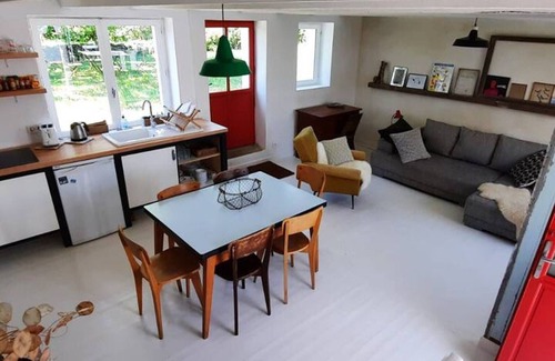 Groix House | Charming quiet house with garden in Kerlard