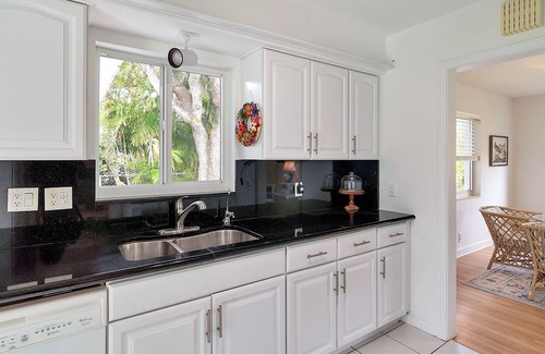 Palm Beach - West Palm Beach House | Beautifully Redone House Steps from the Beach with Pool