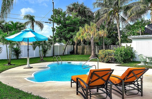 Palm Beach - West Palm Beach House | Beautifully Redone House Steps from the Beach with Pool