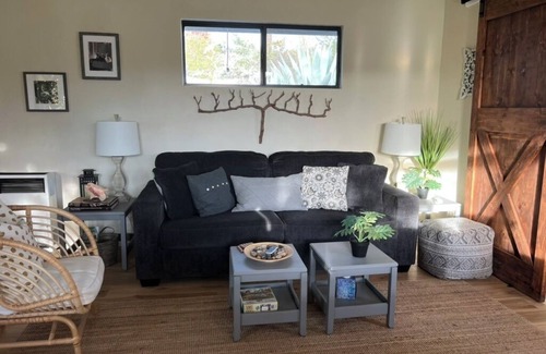 Penngrove Cottage | Charming Relaxing Cottage on Sonoma Mountain