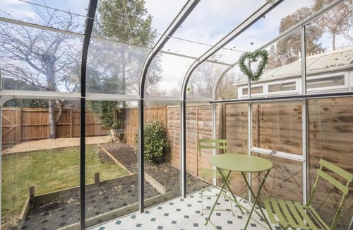 Cherry Hinton House | Welcoming Renovated Family Home with Child-Friendly Amenities