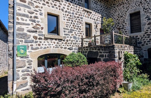 Le Brignon Cottage | Guest Rated 10/10: Gite Le Brignon with Spa & Breakfast