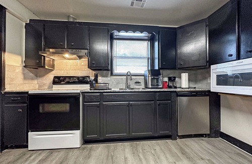 Vinita House | Charming Retreat 3BR home Vinita