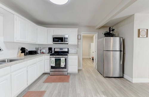 Temple House | Charming Retreat in Temple