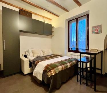 Lambrate Apartment | Cozy Monolocale: A Perfect Getaway for Your Travels