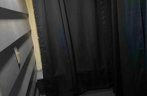 Roselle House | Cozy Room with Half Private Bathroom for Family Getaways